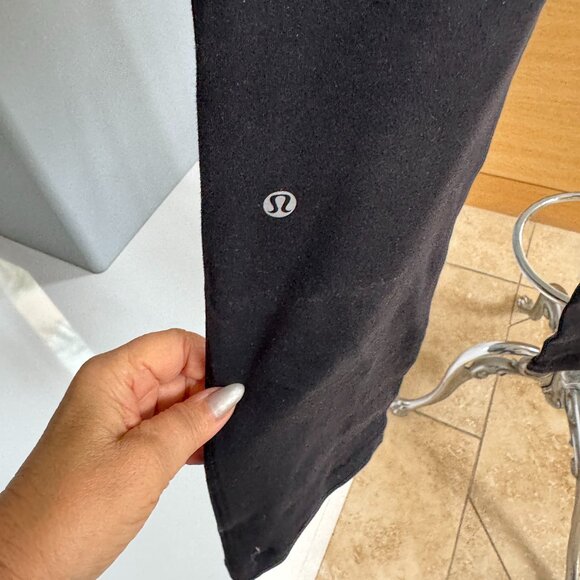 LuLuLemon Leggings with a rainbow waist - Picture 4 of 8